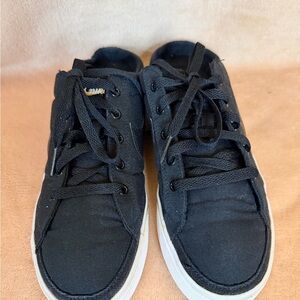 Nike Black Canvas Shoes